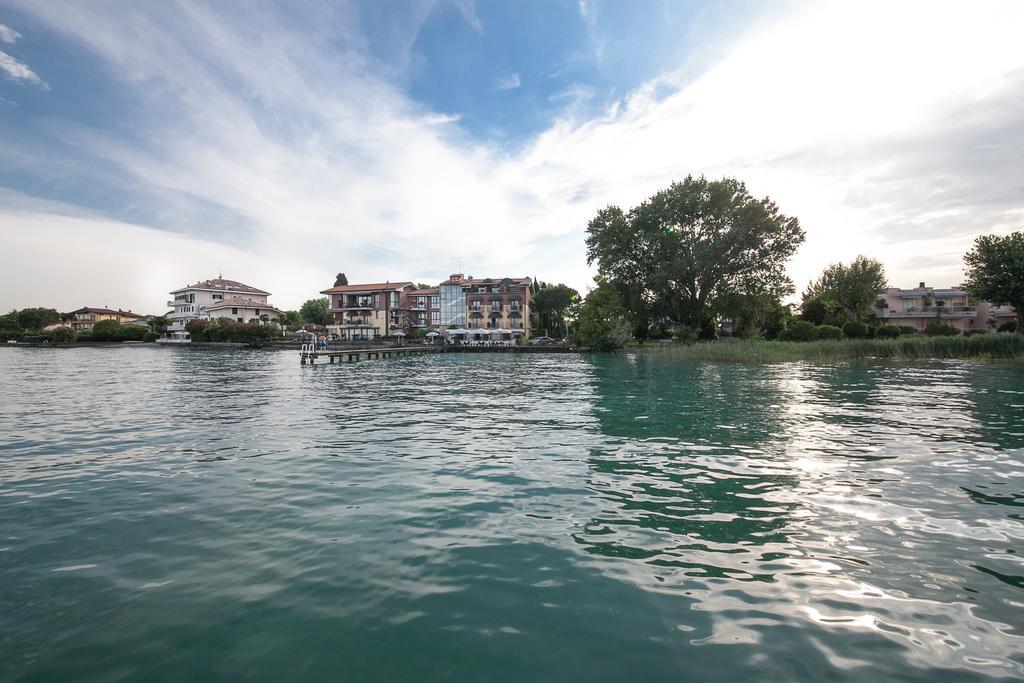 Hotel Aurora Sirmione Ngoại thất bức ảnh