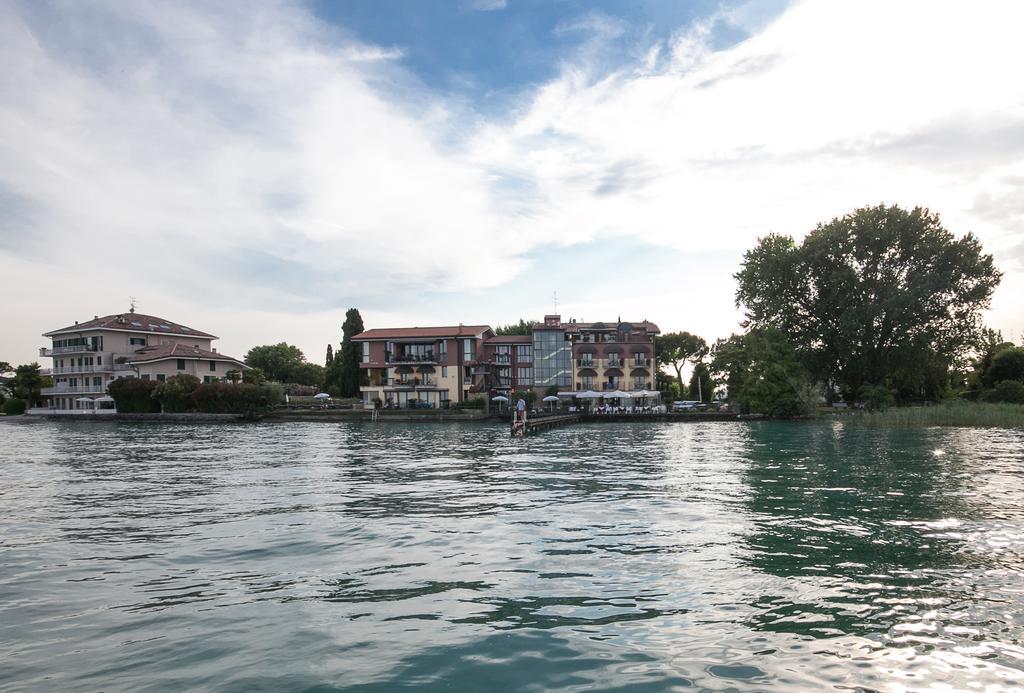 Hotel Aurora Sirmione Ngoại thất bức ảnh