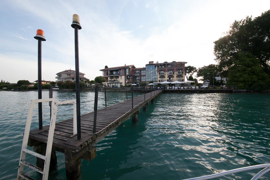 Hotel Aurora Sirmione Ngoại thất bức ảnh