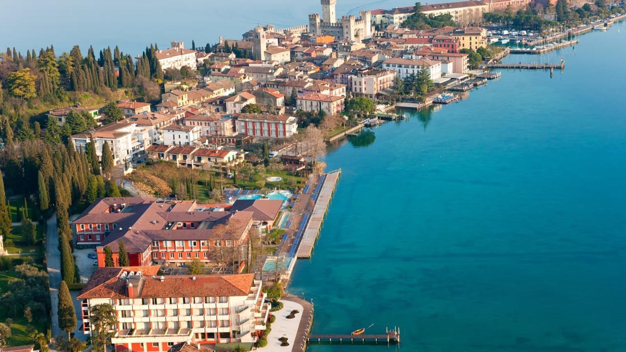 Hotel Aurora Sirmione Ngoại thất bức ảnh